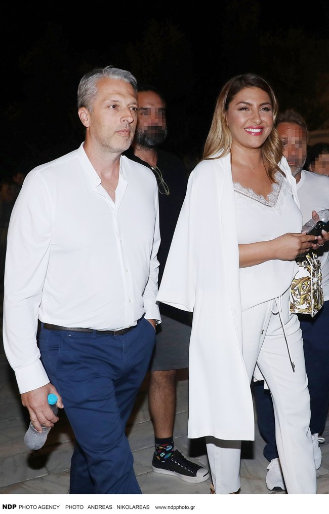 ελενα παπαριζου