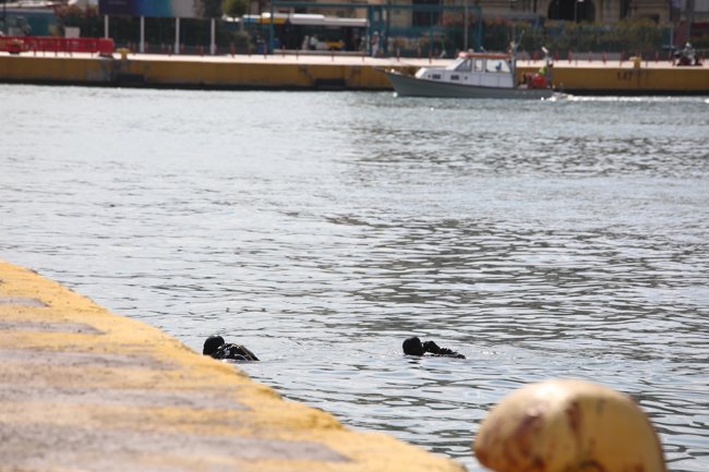 λιμανι πειραια ταξι
