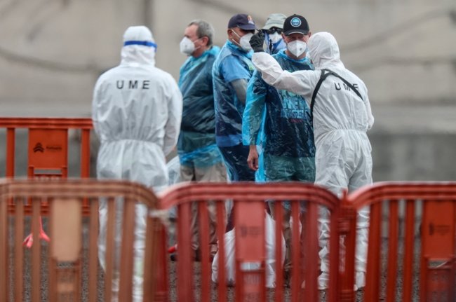 ΠΟΥ για χανταϊό: Οκτώ τα επιβεβαιωμένα κρούσματα από το κρουαζιερόπλοιο, δύο νεκροί