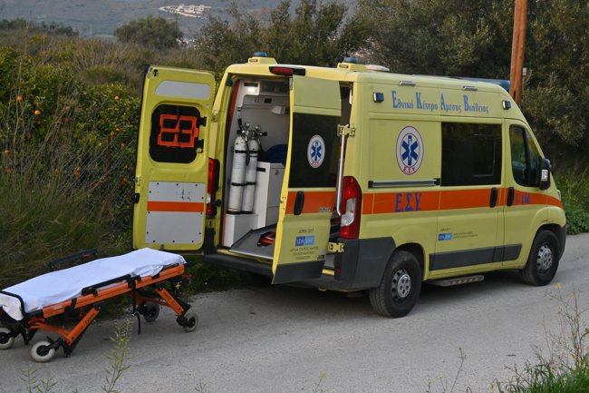 ΑΣΘΕΝΟΦΟΡΟ ΕΚΑΒ
