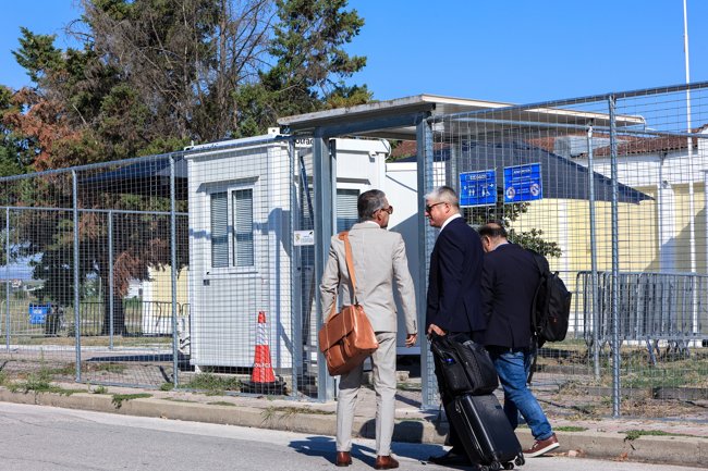 Δίκη για τα Τέμπη: "Ο σταθμάρχης ενεργούσε σε καθεστώς έντονης χρονικής πίεσης" - Τι ανέφερε ο συνήγορός του