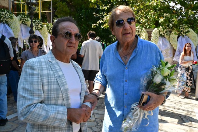 ΜΑΙΡΗ ΛΙΝΤΑ