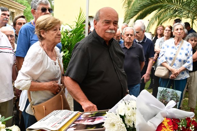 χαλβατζης κηδεια