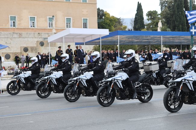 στρατιωτικη παρελαση 25η μαρτιου αθηνα