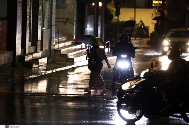 βροχη αθηνα