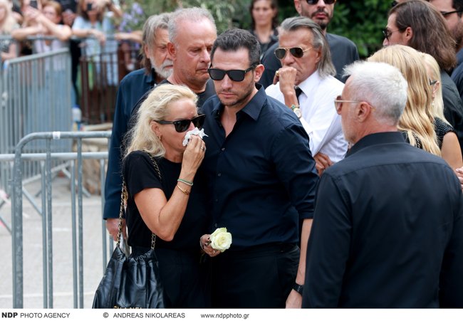ΜΑΡΙΑ ΜΠΕΚΑΤΩΡΟΥ