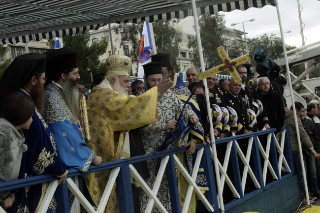 Θεοφάνεια - εξελίξεις: Νέα εγκύκλιος από την Ιερά Σύνοδο στους ναούς - Έτσι θα γίνει ο αγιασμός των υδάτων