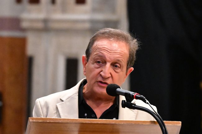 μπιμπιλασ επικηδειοσ