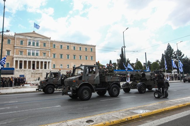 στρατιωτικη παρελαση 25η μαρτιου αθηνα