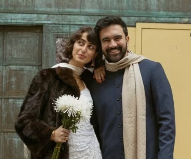 Ράμα Ντουάτζι: Η 28χρονη επόμενη Πρώτη Κυρία της Νέας Υόρκης - Η γνωριμία με τον Μαμντάνι μέσω εφαρμογής