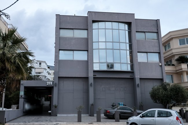 ΓΚΑΛΕΡΙ ΤΣΑΓΚΑΡΑΚΗΣ