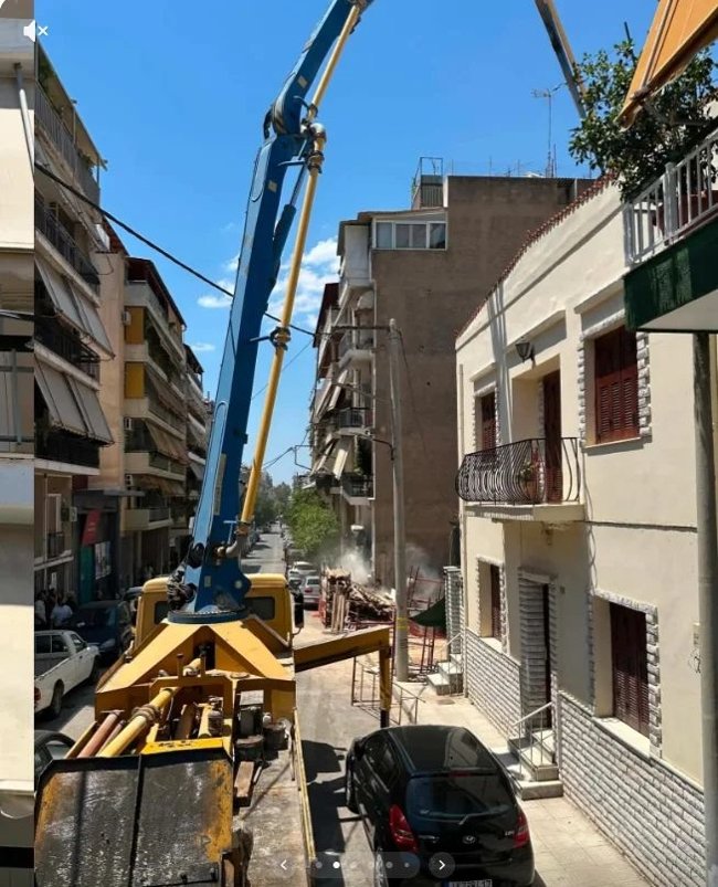 Κατάρρευση πολυκατοικίας στα Πετράλωνα: Φωτογραφίες-ντοκουμέντα από τη στιγμή της τρομακτικής πτώσης