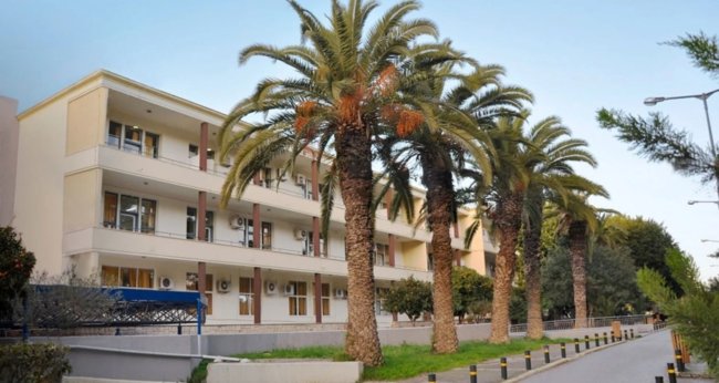 Αποσωληνώθηκε το κακοποιημένο βρέφος από τα Χανιά - Συγκρατημένη αισιοδοξία στο Βενιζέλειο