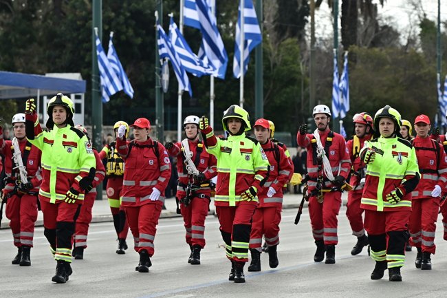 στρατιωτικη παρελαση 25η μαρτιου αθηνα