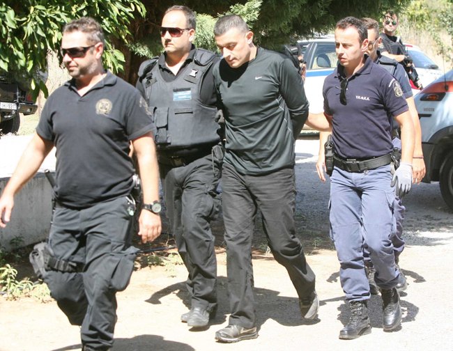 Αλκέτ Ριζάι: Το σκληρό παρελθόν του βαρυποινίτη δραπέτη - Οι κινηματογραφικές αποδράσεις και το επεισόδιο στην Ανάβυσσο