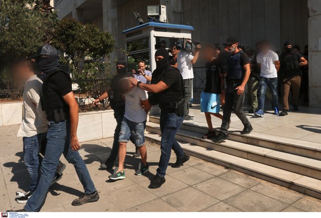 ΔΟΛΟΦΟΝΙΑ ΚΑΘΗΓΗΤΗ