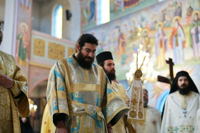 μετεωρα χειροτονια