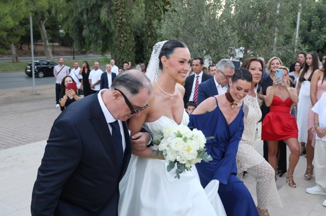ΔΩΡΑ ΠΑΝΤΕΛΗ ΓΑΜΟΣ