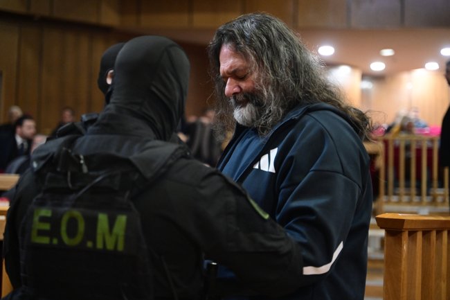 Δίκη Χρυσής Αυγής: Καταπέλτης ξανά η εισαγγελέας - Ζήτησε ενοχή όλων των κατηγορουμένων όπως πρωτοδίκως