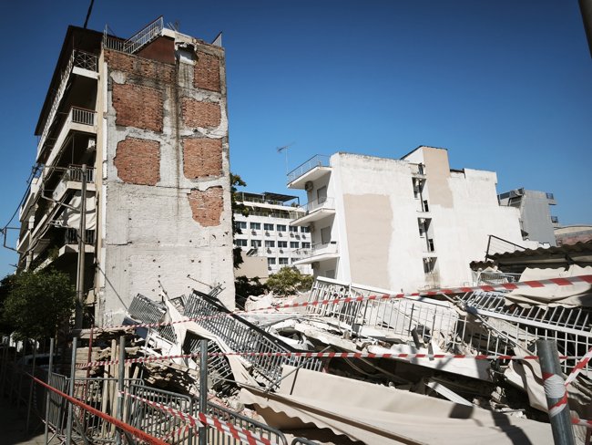 πετραλωνα πολυκατοικια