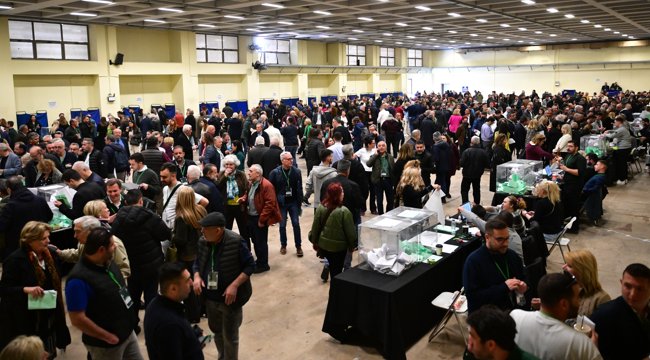ΣΥΝΕΔΡΙΟ ΠΑΣΟΚ