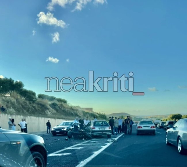 Τραγωδία στο Ηράκλειο: Νεκρός 50χρονος σε σύγκρουση μηχανής με ΙΧ - Σοκαριστικές εικόνες