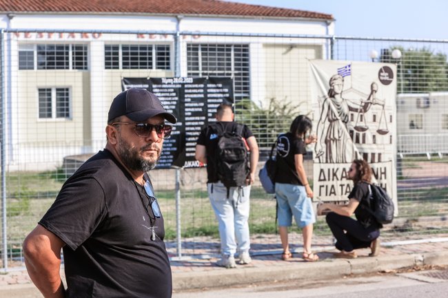 Δίκη για Τέμπη: Νέα ένταση με Κωνσταντοπούλου και την πρόεδρο - "Εσείς γιατί θίγεστε; Δεν μπορείτε να με διακόπτετε"