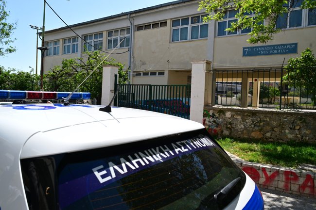 Χαϊδάρι: Από θαύμα ζει η 13χρονη μαθήτρια - Έφυγε από τη ζωή 4-5 φορές στο χειρουργείο και οι γιατροί την επανέφεραν