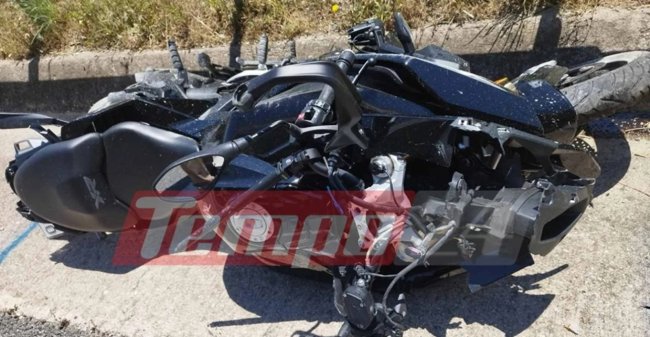 Ανείπωτη τραγωδία στην Πάτρα: Νεκροί πατέρας 46 και γιος 20 ετών στο τροχαίο με τη μηχανή [εικόνες]