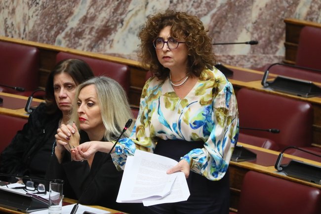 ΕΛΕΝΗ ΚΑΡΑΓΕΩΡΓΟΠΟΥΛΟΥ