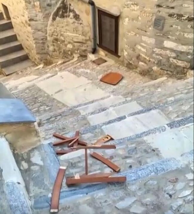 ΣΥΡΟΣ ΔΟΛΟΦΟΝΙΑ ΔΙΑΣΩΣΤΡΙΑ