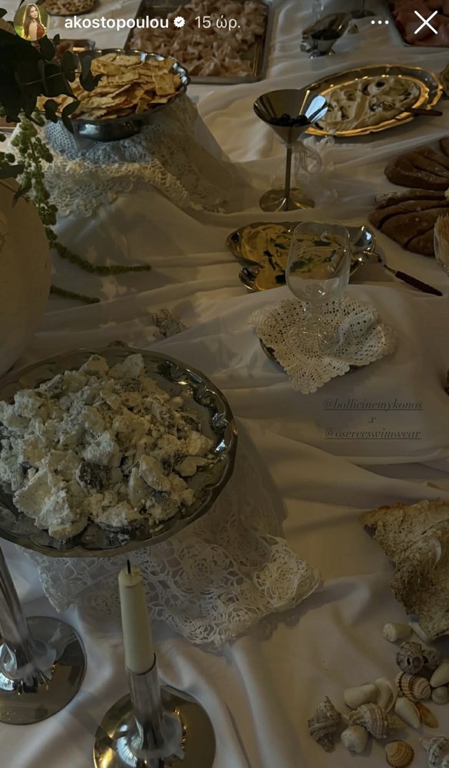 Αλεξάνδρα Κωστοπούλου: Dinner υπό το φως των κεριών με φόντο την Ακρόπολη