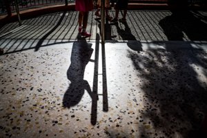 "Ελάτε στη θέση μου": Ξέσπασε ο πατέρας της 4χρονης που ξυλοκόπησε τη διευθύντρια του νηπιαγωγείου στα Άνω Λιόσια