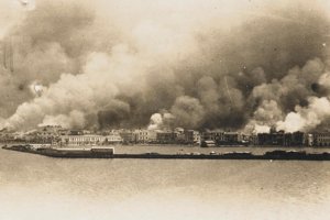 Η άγνωστη ιστορία πίσω από τη φωτογραφία του Καραμανλή και του Ζισκάρ ντ' Εστέν στην ταβέρνα του Ξυνού - εικόνα 3