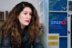 Σοκαριστικό τροχαίο στη Ρουμανία: Το βαν δύο Βρετανίδων συνεθλίβη ανάμεσα σε δύο φορτηγά [βίντεο]