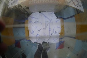 Δημοσκόπηση Palmos Analysis: 30,1% η ΝΔ,  πρώτη η ΕΛΑΣ στις ηλικίες 17-34, δυσάρεστη... έκπληξη με Κασιδιάρη