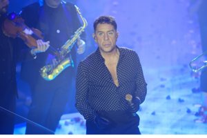 Θάνατος Μαζωνάκη: "Δεν είναι καλά, ήρθαν και τον πήραν" - Όλα τα μηνύματα γιατρού και υπνοθεραπευτή μετά την πλασμαφαίρεση
