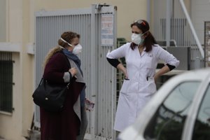 Μαρτυρία σοκ για την κλινική στη Θεσσαλονίκη: "Τον κρατούσαν στη ζωή μόνο και μόνο για να πάρουν κάποια χιλιάρικα" - εικόνα 2