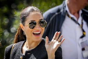 "Βόμβα" Μπέρναμ: Στο τραπέζι ακόμα και η πλήρης επανένταξη της Βρετανίας στην ΕΕ