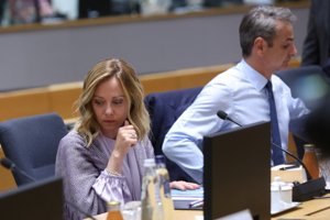 Politico: Οι ευρωπαϊκές χώρες συμφώνησαν να απαντήσουν με "μια φωνή" στις πιέσεις των ΗΠΑ για τα καύσιμα - εικόνα 4
