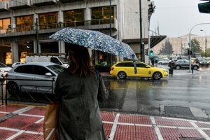 Χαλάει ο καιρός: Βροχές και καταιγίδες από το μεσημέρι - Οι περιοχές που επηρεάζονται
