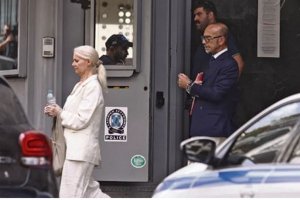 Μηχανή παρέσυρε ανδρόγυνο με παιδάκι στην Αλεξάνδρας - Τέσσερις τραυματίες στο νοσοκομείο [βίντεο]