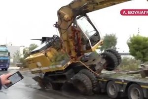 Εκτροπή αυτοκινήτου στη Βασιλίσσης Σοφίας: Χτύπησε σε κολόνα - Διεκόπη η κυκλοφορία στην αριστερή λωρίδα