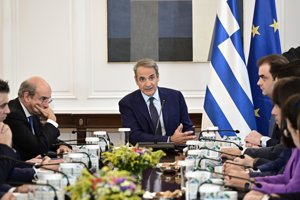 Τσουκαλάς: Μια από τα ίδια τα μέτρα Μητσοτάκη - Οι τέσσερις προτάσεις του ΠΑΣΟΚ για τα καύσιμα