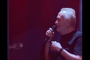 Γονίδης για την ατάκα "Εμείς είμαστε καλά, εκείνος πέθανε": "Τον αποχαιρέτησα με χιούμορ - Ο Γιώργος θα γέλαγε" - εικόνα 2