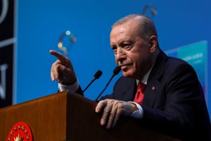 Ερντογάν: Ο "πολύτιμος φίλος" Τραμπ και τα "εμπόδια που δεν θα έπρεπε να έχουν υπάρξει" μεταξύ Τουρκίας-ΗΠΑ - εικόνα 2