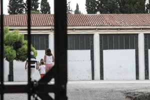 Τροχαίο στην Αχαρνών: Οδηγός μηχανής παρέσυρε, τραυμάτισε και εγκατέλειψε 12χρονο - Οδηγούσε μεθυσμένος - εικόνα 2