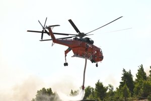 Χωρίς ενεργό μέτωπο η φωτιά στην Κεφαλονιά
