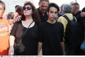 Ανδρέας Μπάρκουλης: "Κανένας δεν έχει δικαίωμα να μιλάει για τον πατέρα μου - Θα πέσουν μηνύσεις" - Εξω φρενών η κόρη του - εικόνα 2