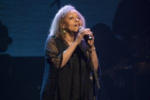 Μπομπ Μάκι: Πέθανε ο "Σουλτάνος των Παγετών" - Έντυσε τα μεγαλύτερα icon του Χόλιγουντ - εικόνα 3